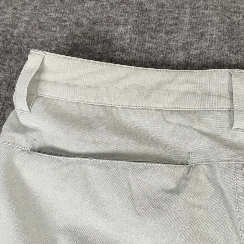 Vuori Aim Pants Men 38x31 Gray Performance Athleisure Modern